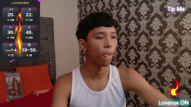 Little Twink19x online show from 05-25-26, 07:45