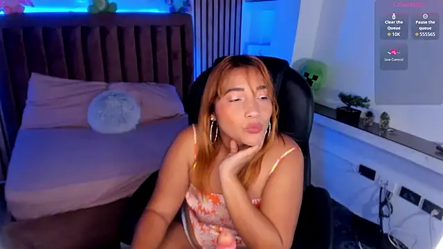 Miia Grey  online show from 03-12-26, 01:15