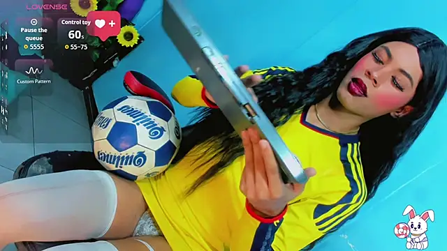 Alondra Wile online show from 07-07-26, 07:39