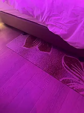 zhuendong000001 online show from 04-22-26, 01:07