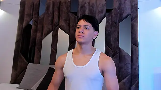 Snapshot of TonyPetrovjs chatting on 02-21-26, 04:25 TonyPetrovjs online show from 02-21-26, 04:25