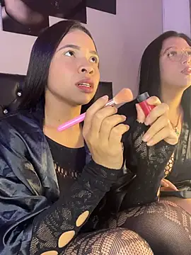 AmberBronw online show from 04-23-26, 07:37