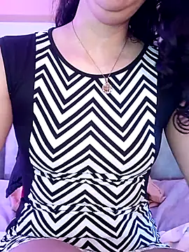 LunaDamasco online show from 03-31-26, 06:21