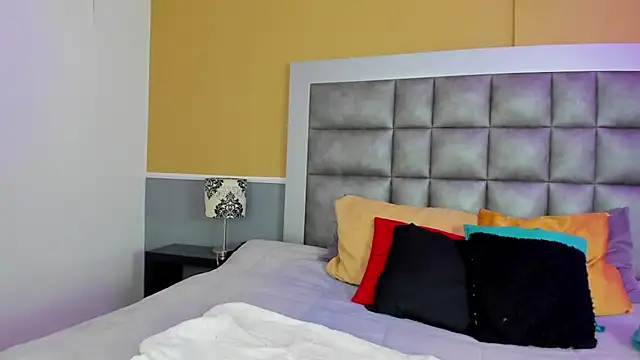 LunaDamasco online show from 03-13-26, 07:19