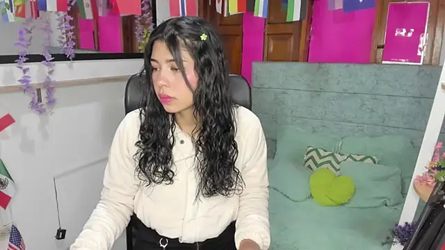 Aysha winxs online show from 07-01-26, 03:29