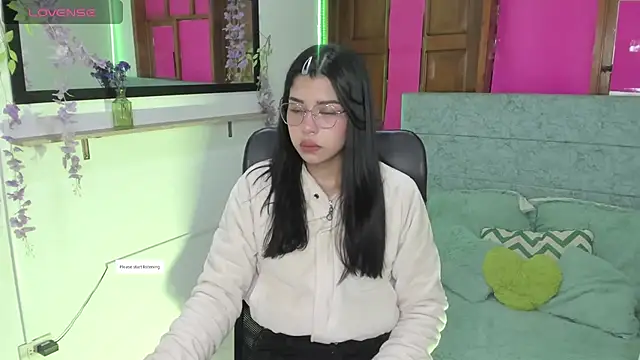 Aysha winxs online show from 04-19-26, 03:29