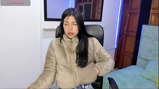 Snapshot of Aysha_winxs chatting on 02-28-26, 03:17 Aysha winxs online show from 02-28-26, 03:17