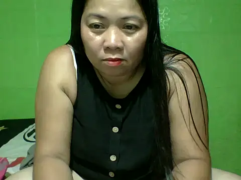 sweetanne19 online show from 05-07-26, 02:31