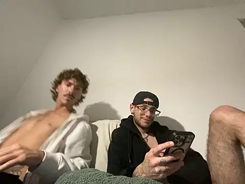 Snapshot of Luitheghoul chatting on 03-03-26, 08:10 Luitheghoul online show from 03-03-26, 08:10