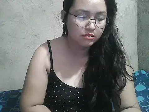 wildchinita00 online show from 05-14-26, 08:28