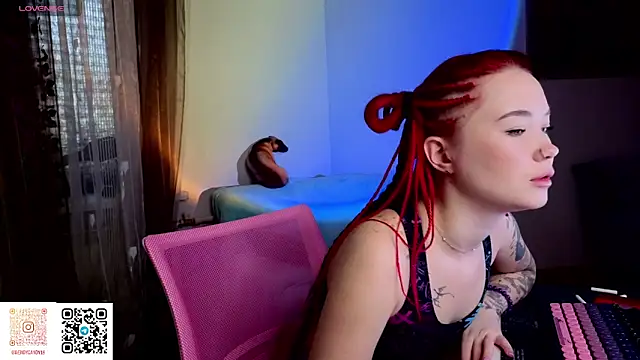 WendyCandy18 online show from 04-15-26, 03:56