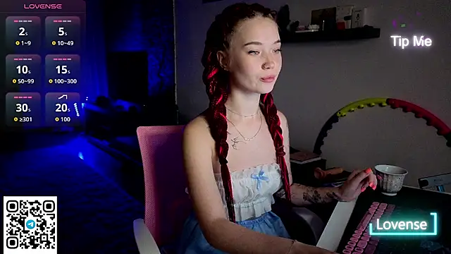 Snapshot of WendyCandy18 chatting on 07-16-26, 03:14 WendyCandy18 online show from 07-16-26, 03:14