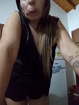 CamiliLuna online show from 06-05-26, 03:22