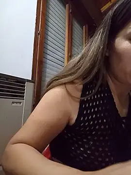 CamiliLuna online show from 06-11-26, 05:04
