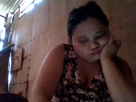 sweetlyn31 online show from 05-23-26, 04:33
