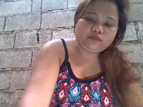 sweetlyn31 online show from 08-05-26, 05:56