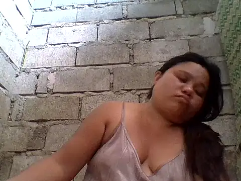 sweetlyn31 online show from 05-05-26, 02:25