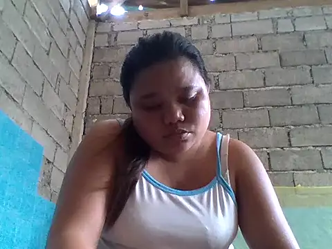 sweetlyn31 online show from 05-19-26, 01:56