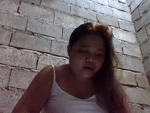 sweetlyn31 online show from 06-12-26, 04:16