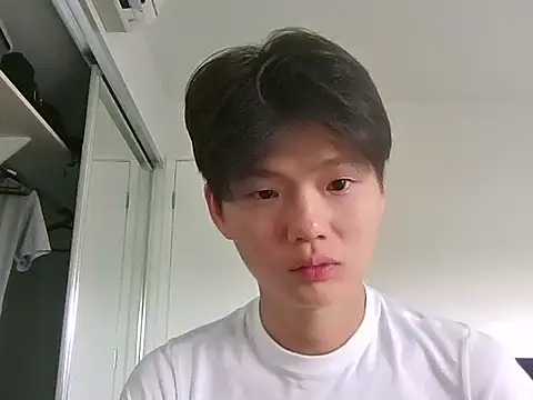 sweetiepuppy421 online show from 03-22-26, 10:55