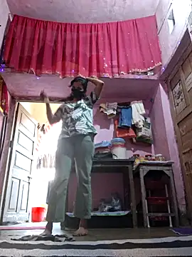 radha76448 online show from 02-21-26, 10:17