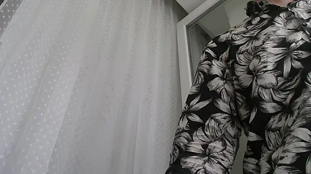 Samuel Skywalker online show from 06-13-26, 09:07