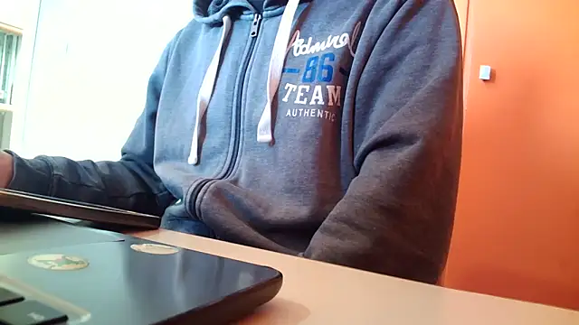 truble78 online show from 03-10-26, 01:59