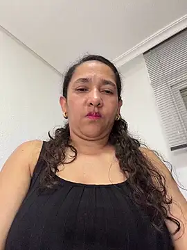 CrystalIvy online show from 04-05-26, 12:28