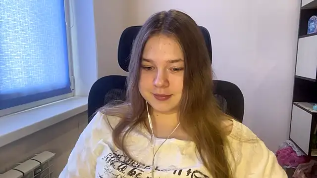 TomikoPfau online show from 03-29-26, 08:05