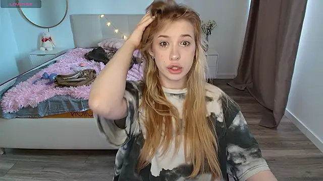 linaloon online show from 03-12-26, 09:02