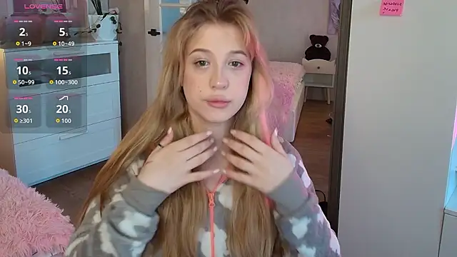 linaloon online show from 02-28-26, 03:06