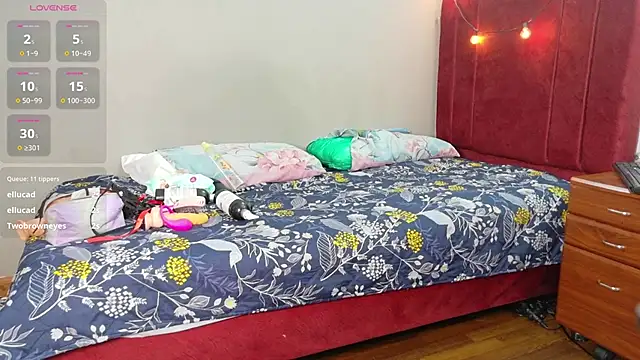 naughtyyindiann online show from 06-14-26, 07:37