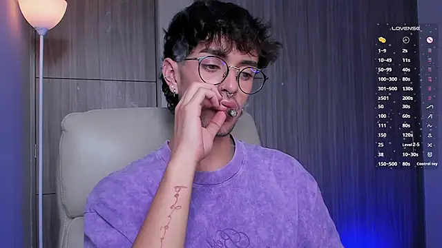 Snapshot of sr_sprinkles chatting on 02-20-26, 07:38 sr sprinkles online show from 02-20-26, 07:38