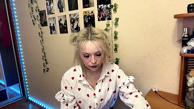 MysticKris online show from 03-15-26, 06:37