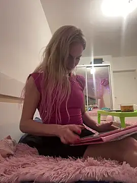 Snapshot of Faiiry_ chatting on 02-20-26, 04:20 Faiiry online show from 02-20-26, 04:20