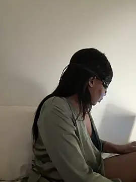  MillaCruz online show from 02-24-26, 08:21