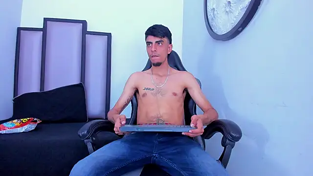 Endrick-23 online show from 03-28-26, 04:13