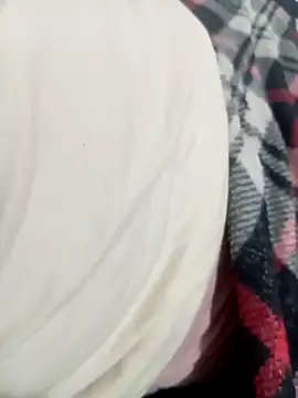 Snapshot of Valentina3217 chatting on 02-19-26, 03:42 Valentina3217 online show from 02-19-26, 03:42