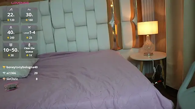 curvybuffgirllll online show from 06-29-26, 07:57