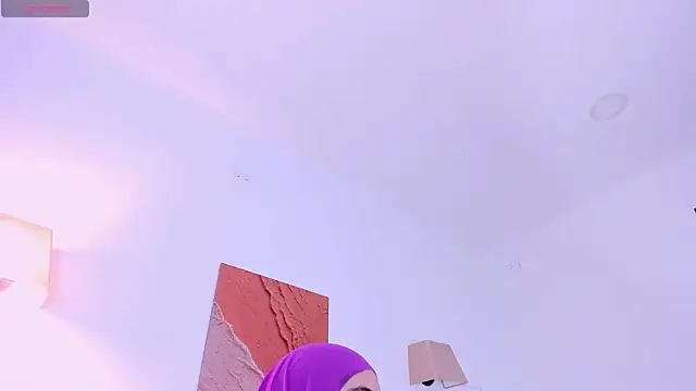Snapshot of Malika_Noor chatting on 07-16-26, 02:25 Malika Noor online show from 07-16-26, 02:25