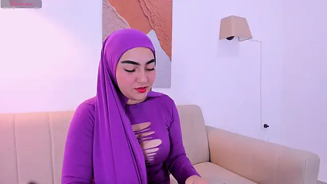 Snapshot of Malika_Noor chatting on 07-11-26, 02:50 Malika Noor online show from 07-11-26, 02:50