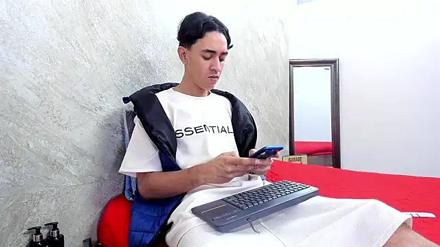 Mick-lollipop online show from 03-06-26, 07:53