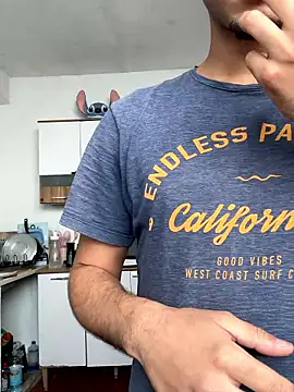 Exclusiveboy69 online show from 04-14-26, 04:01