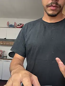 Exclusiveboy69 online show from 04-15-26, 12:53