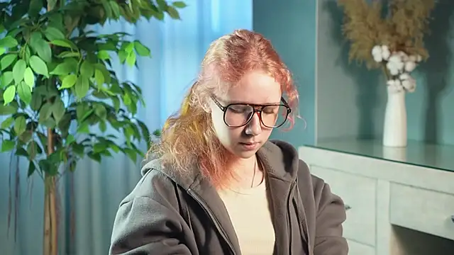 AmalElway online show from 02-25-26, 09:09