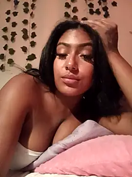 Snapshot of Emma_Dancer chatting on 03-02-26, 02:45 Emma Dancer online show from 03-02-26, 02:45