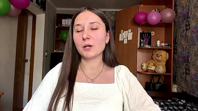 poly princess online show from 03-17-26, 12:19