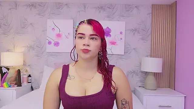 CherryTayloor online show from 05-17-26, 03:28