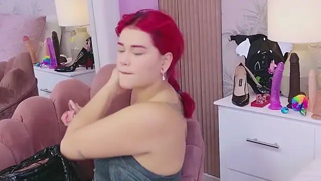 CherryTayloor online show from 04-19-26, 03:07