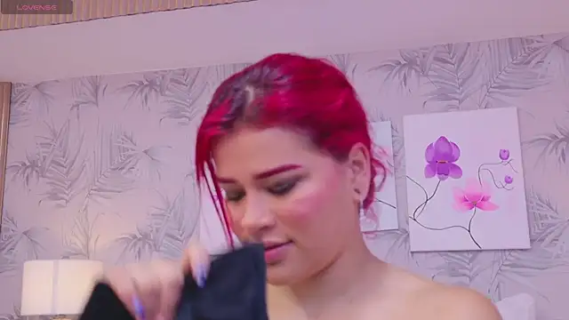 Snapshot of CherryTayloor chatting on 02-25-26, 03:18 CherryTayloor online show from 02-25-26, 03:18